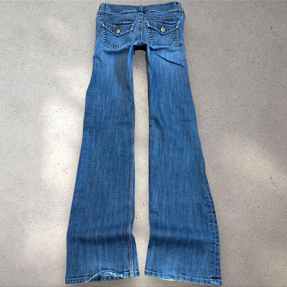 !! SOLD DO NOT BUY !! Cabi Low Rise Bootcut Jeans - Picture 1 of 5